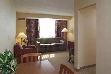 Embassy Suites Cleveland - Downtown-3