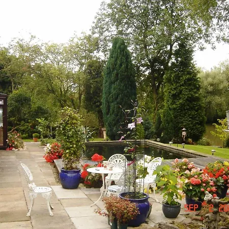 The Willows Bed & Breakfast-3
