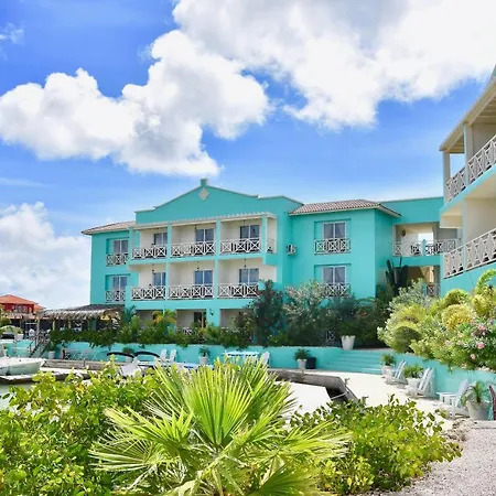 Ocean Breeze Boutique Hotel&Marina-3