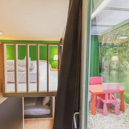 Capsule Hotel By Hyve Basel-3