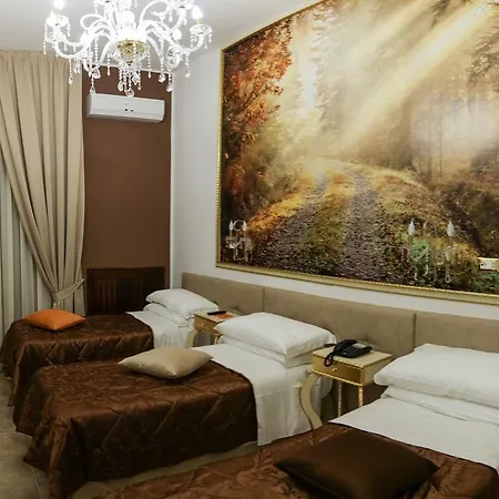 Hotel Des Artistes-3