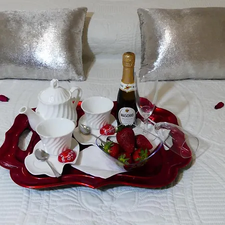 Valentyna Rooms-3