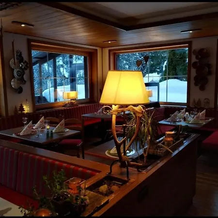 Hotel Alpenhof-2