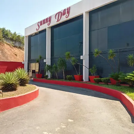 Motel Sunny Day Contagem-3