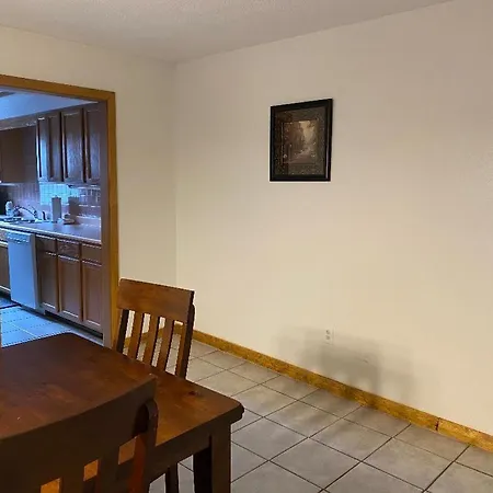 Zoders Inn And Suites-3