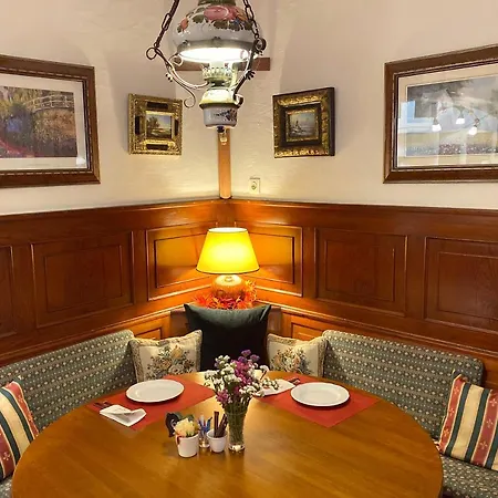 Hotel Rathausgloeckel-2
