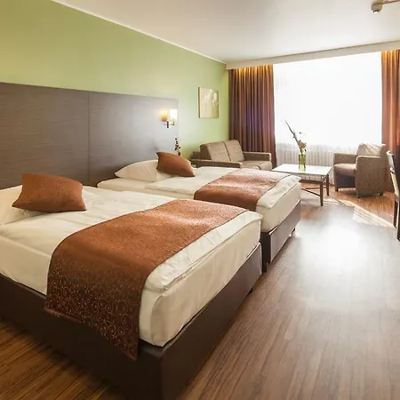 Hotel Mondial-2