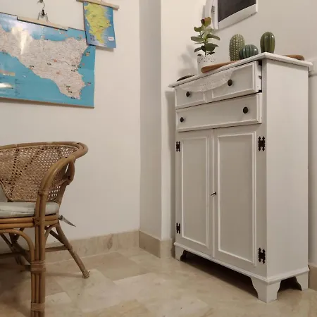 B&B Salvatore Lido di Noto-3