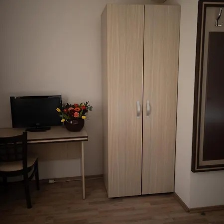 Hotel Check Inn-2