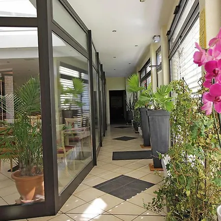 Hotel Lindenkrug-2