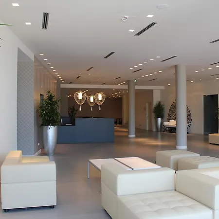 Tag Hotel-2