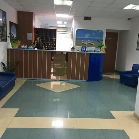 Hotel Sea Breeze-2