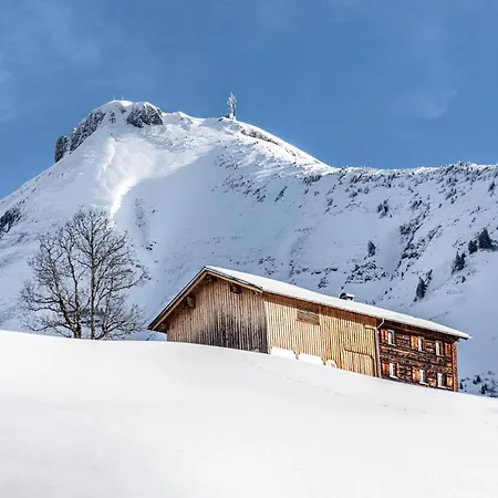 BOUTIQUEHOTEL das edelweiss-3