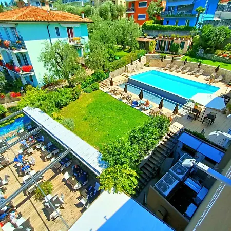 Hotel Antonella-3