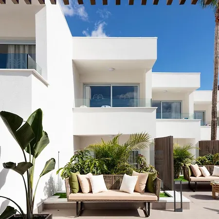 Ohasis Boutique Suites-2