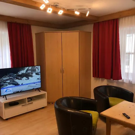 Familienappartements Eder - Free Entry To Tauern Spa Kaprun Included-3