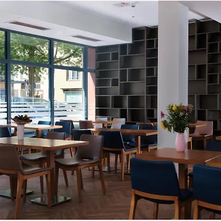 Yors Hotel Hannover City-3