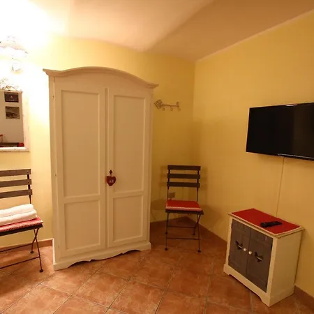 Bed And Breakfast Majore-3