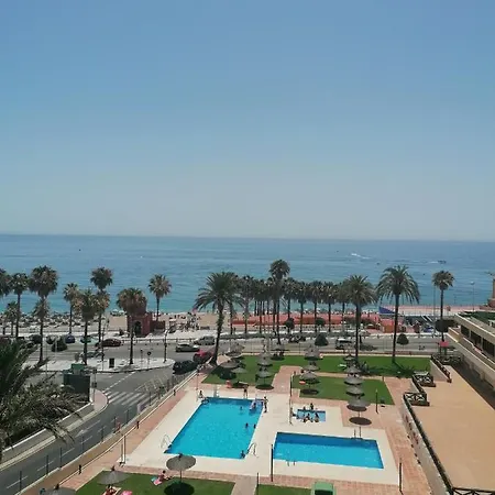 Apartamento-Estudio First Line Of The Beach Malaga -Benalmadena-2