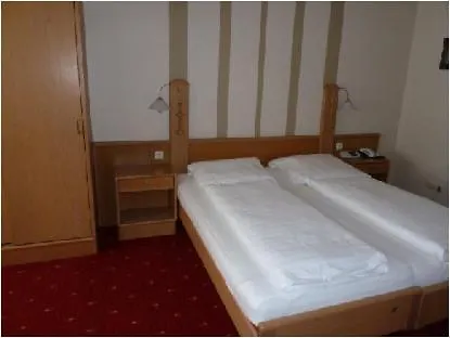 Hotel Domino-3