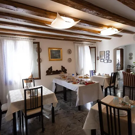 B&B Antico Orologio-2