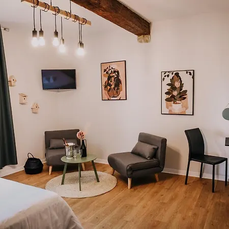 Chambre d'Hôtes Domaine Le Castagné-2