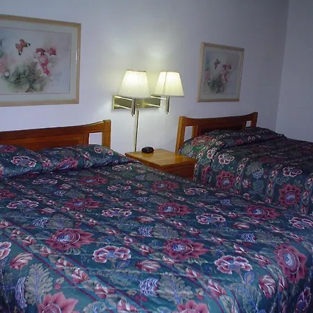 Avenue Motel Wenatchee-3
