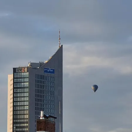 LUXUSAPPARTEMENT mitten in Leipzig Neueröffnung !-2