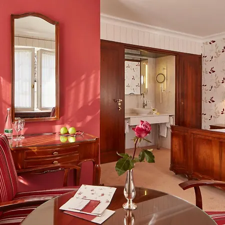 Hotel Oberkirch am Münsterplatz-3