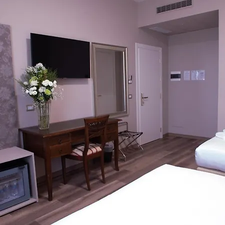 Hotel Della Rosa-3