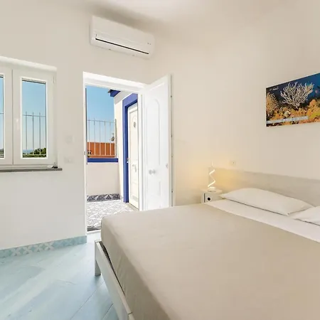 Poseidonia Rooms-2