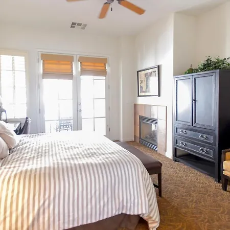Beautiful Casita With Balcony, La Quinta Legacy Villas-2