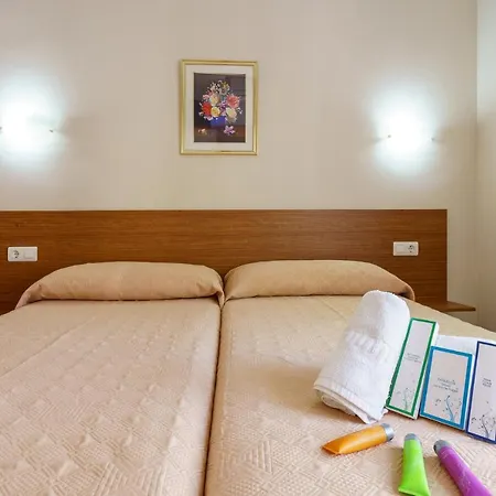Hostal Costabella Powered By Faro Homes-3