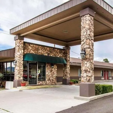 Econo Lodge University-2