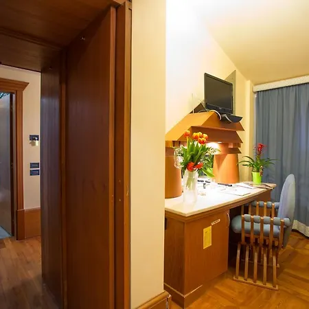 Hotel Lombardia-2