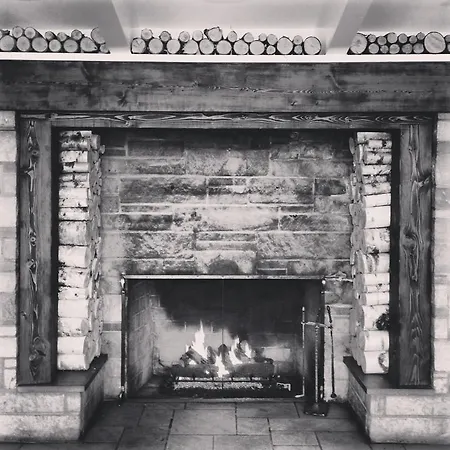Mountain Road Resort-3