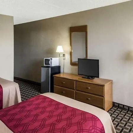 Econo Lodge Kerrville-3