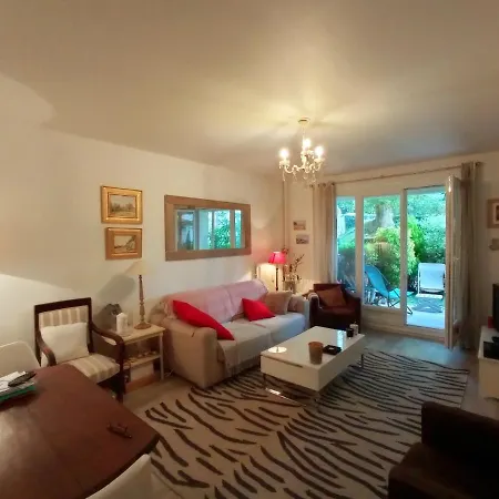 Homestay B&B La Bruyere Chez L'Habitant-2