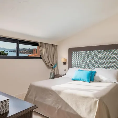 Hotel Cala Lunga-3