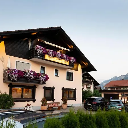 Hotel-Garni Bergidyll-3