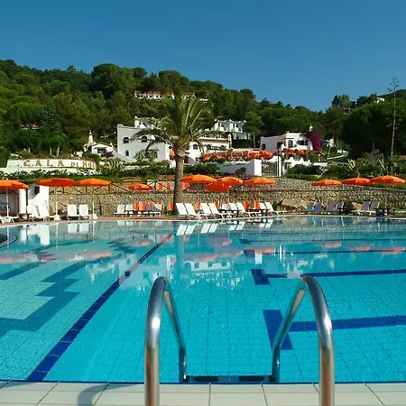 Residence Cala Di Mola-2