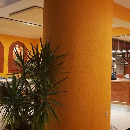 Varel Bay Hotel-3