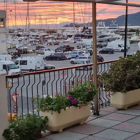 Albergo Stella Di Mare-3