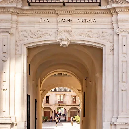 Casa De La Moneda Residences Sevilla-3