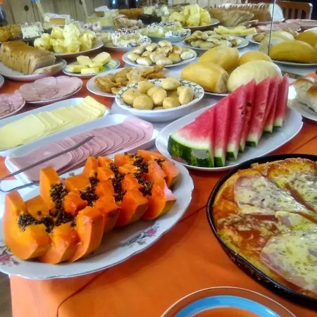 Pousada Dos Papagaios-2