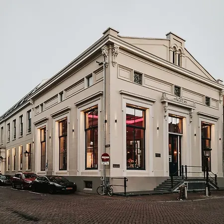 The Nox Hotel-3