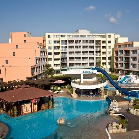 Apartment In Trakia Plaza-3