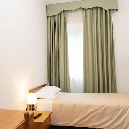 Villa Nazareth Fermo-2