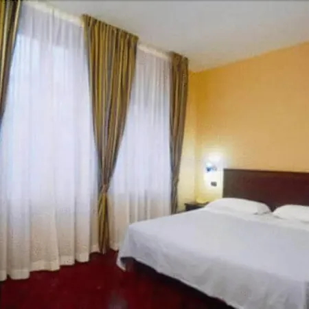 Hotel Millennium Palace-3
