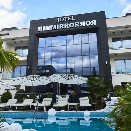 Hotel Mirror-2